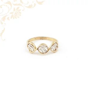 Gyémántvésett mintával díszített női arany gyűrű Gyémántvésett mintával díszített női arany gyűrű