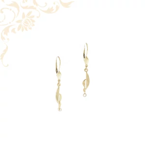 Finom vonalú női arany fülbevaló csüngős kialakítással Finom vonalú női arany fülbevaló csüngős kialakítással