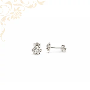 Virág formájú arany fülbevaló, elegáns ajándékötlet nőknek és lányoknak