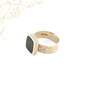 9 karátos arany férfi pecsétgyűrű egyedi textúrájú kialakítással
