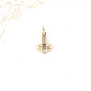 Csillogó, fehér színű cirkónia kővel ékesített köves arany medál.