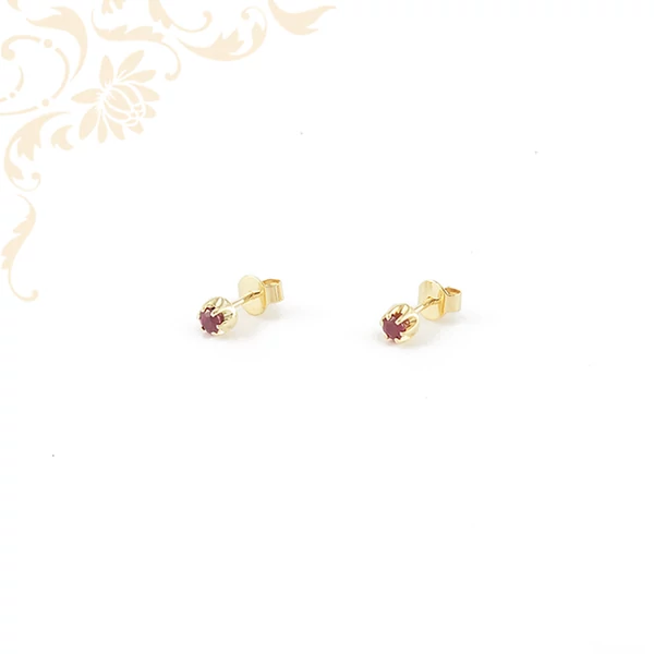 Mályva színű szintetikus kővel díszített arany fülbevaló