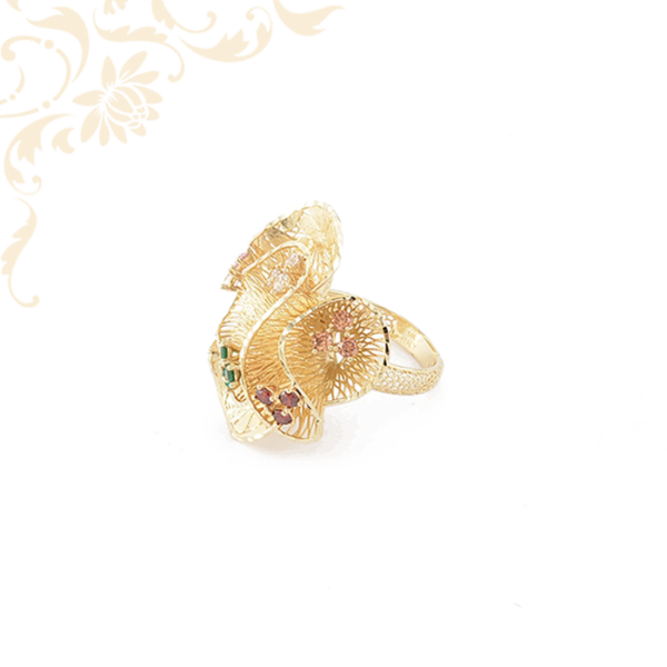 Színes szintetikus kövekkel díszített női arany gyűrű                       