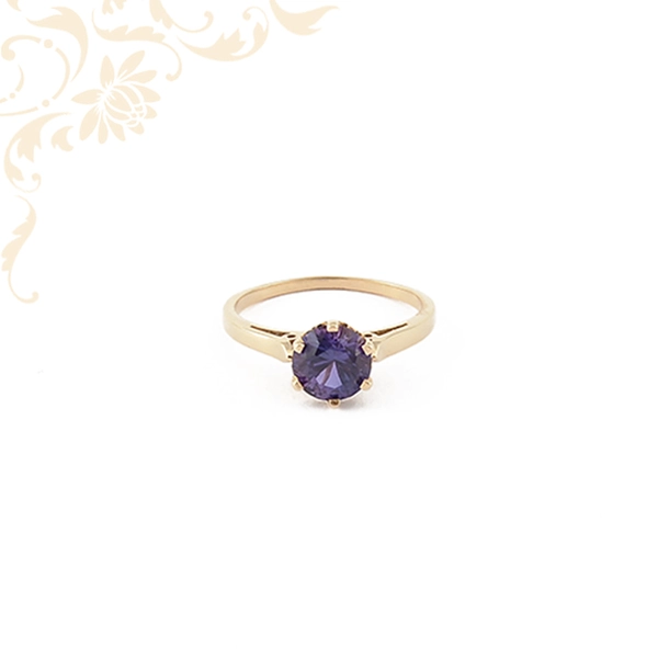Gyönyörű lila színű szintetikus kővel ékesített, női köves arany gyűrű.