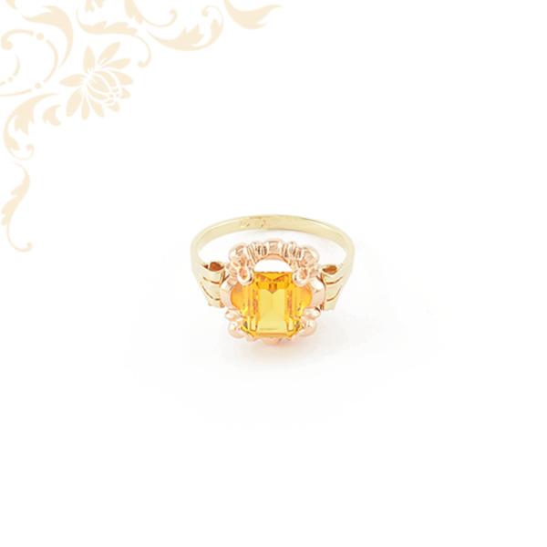Sárga színű női köves arany gyűrű